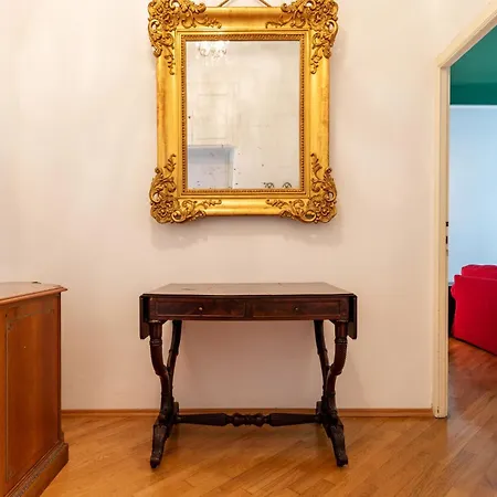 Apartment Grandi Bilocale In Porta Vittoria